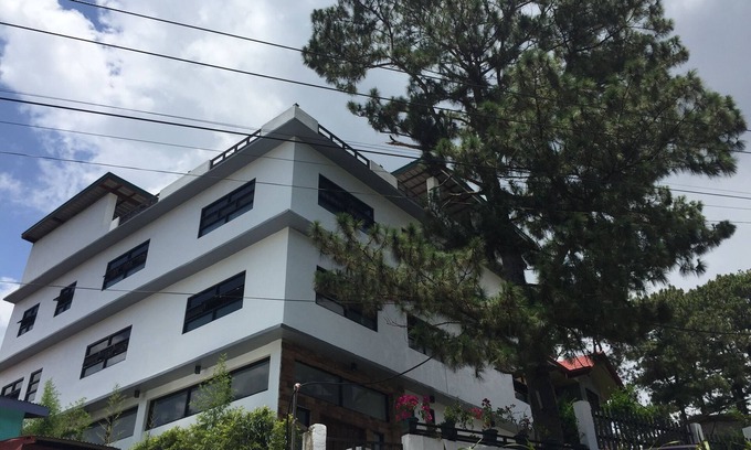 Baguio House | Amazing Vacation Home with Nearby Amenities in Baguio City
