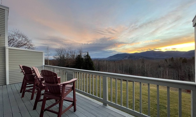 Intervale Condo | Amazing Views, Peaceful Surroundings, Yet Minutes From All The Fun. 3/2