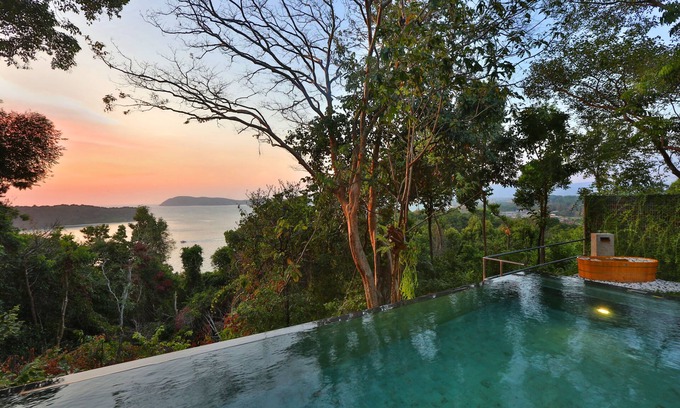 Pantai Tengah Apartment | Ambong Pool Villas
