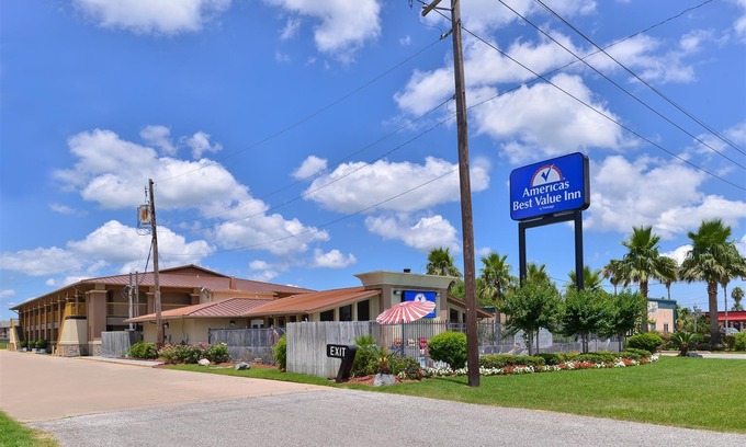 Angleton Hotel | Americas Best Value Inn Angleton