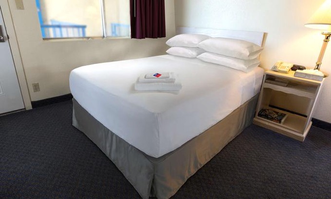 Forsyth Hotel | Americas Best Value Inn & Suites Forsyth