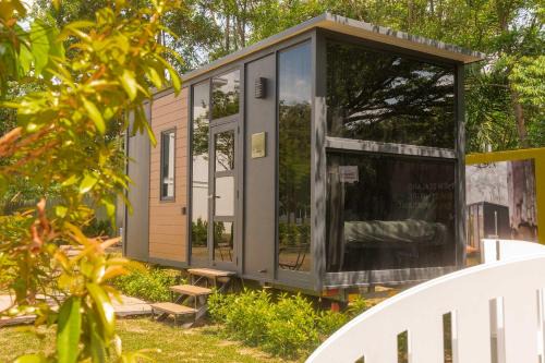 Puchong House | Amigo 1 by Tiny Away