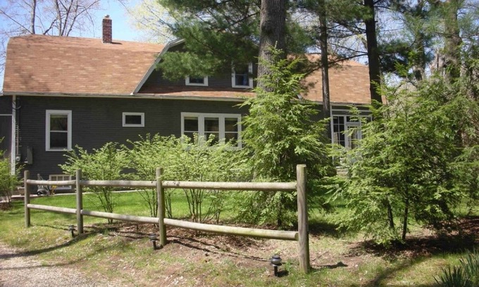 Union Pier House | Amorini House! Absolutely Beautiful With Pool And Olympic Size Volleyball Court