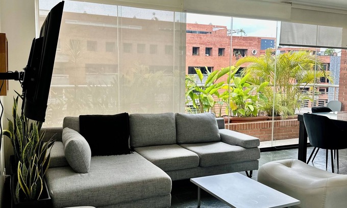 Chacao Apartment | Amplio y Luminoso PH. Res Ana T, Campo Alegre