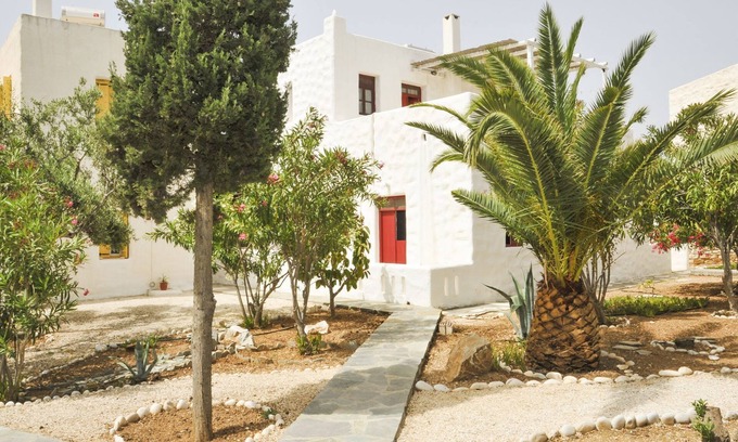 Perissa Apartment | An apartment that sleeps 4 guests in 1 bedroom