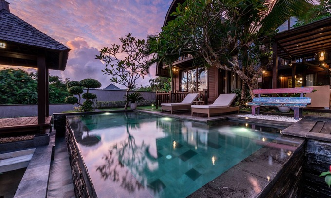 Bukit Villa | An Elegant 3BR Private Wooden Villa with a Private Swimming pool at Jimbaran.
