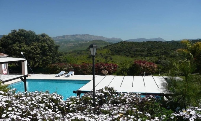 Almogia House | An Experience in Beauty, and Tranquility,