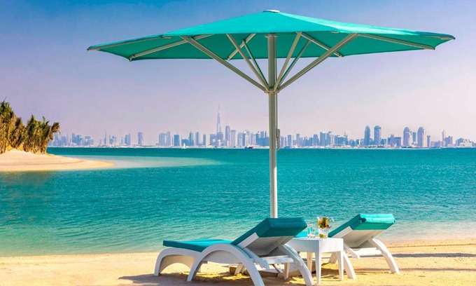 Dubai Resort | Anantara World Islands Dubai Resort