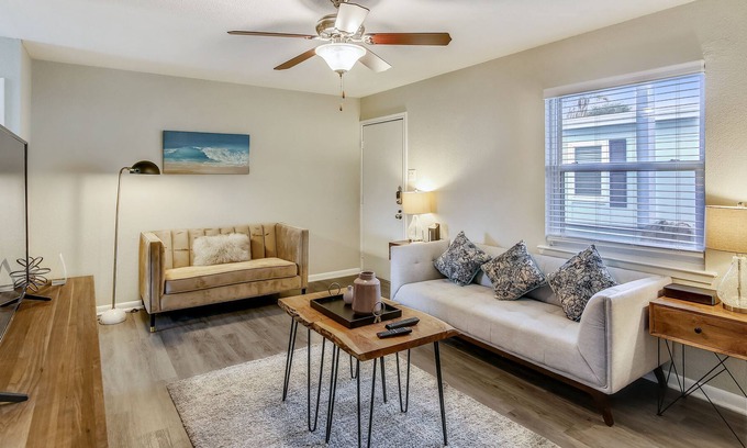 Galveston Condo | Anchor by Pleasure Pier #4: Updated Condo Community, Heart of the City
