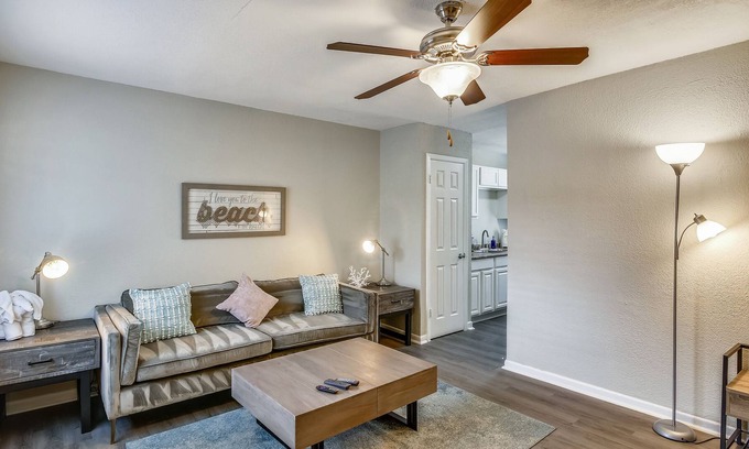 Galveston Condo | Anchor by Pleasure Pier #6: Updated Condo Community, Heart of the City