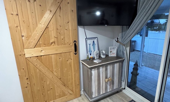 Key Largo RV Rental | Anchor by the SeanBeautiful renovated camper with a fresh coastal design