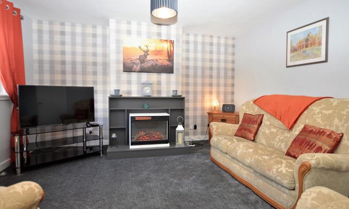 Ardrishaig Apartment | Anchor View