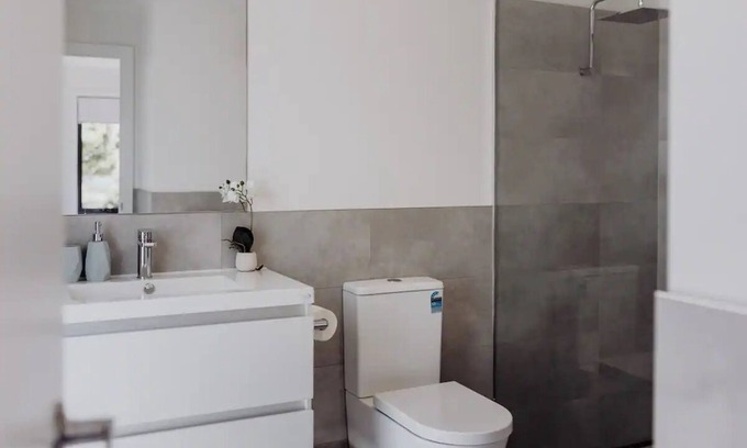 Bicheno Apartment | Anchored@Bicheno - Ohmyview!