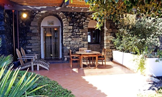 Kamma Apartment | Ancient dammuso in a panoramic position