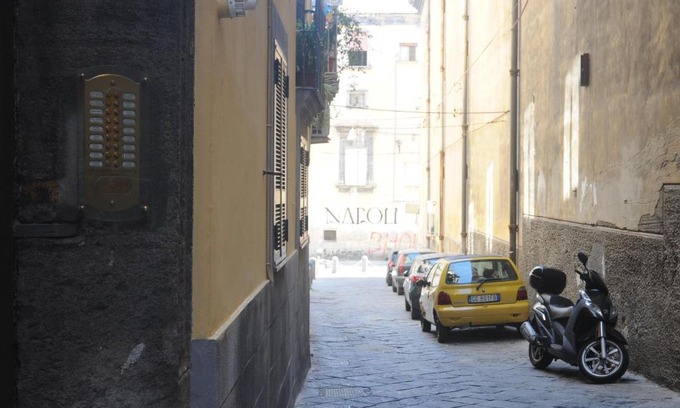 Naples City Centre Apartment | Ancient Naples -holiday home-