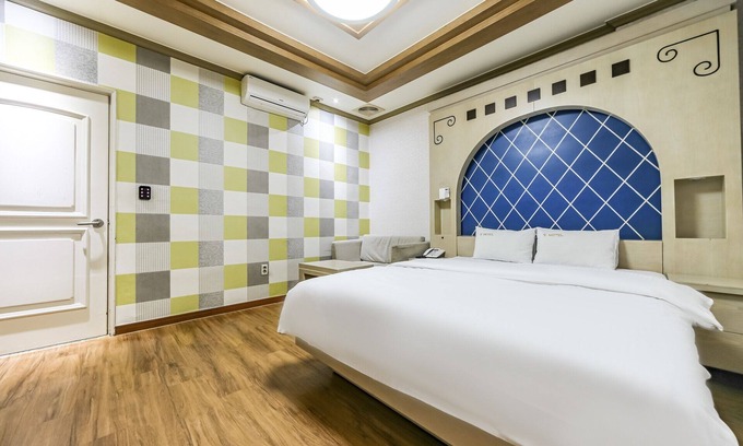Andong Hotel | Andong Okdong King