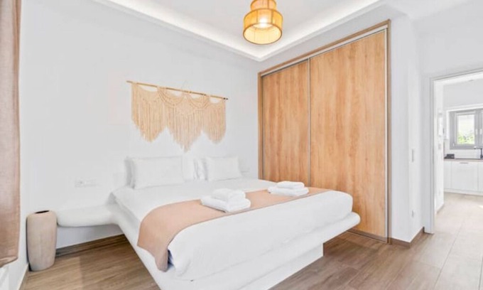 Paleopolis House | Andros Central & Luxury Home