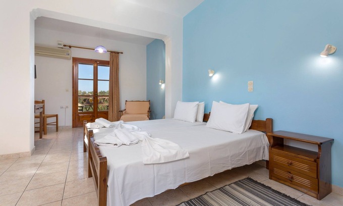 Ano Vasilikos Apartment | Anemomylos Studios - Triple Studio