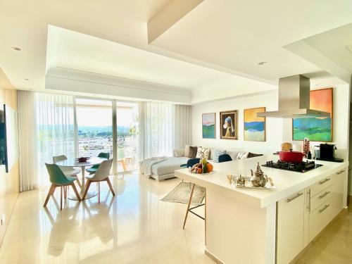 Casablanca Apartment | Anfa Finance City CFC! Magnifique Apt Tours Végétales, grande terrasse, piscine, parking