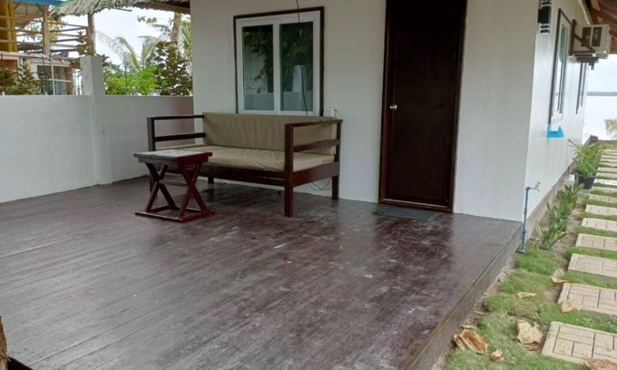 General Luna House | Angelito's Beach House Studio 2