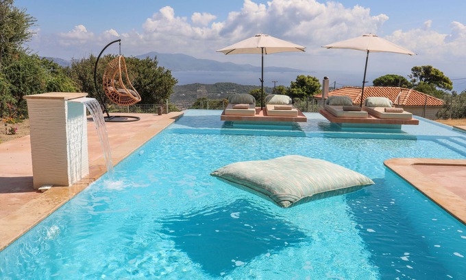 Skiathos Villa | ANGIO VILLAS SPA WITH HYDROTHERAPY POOL
