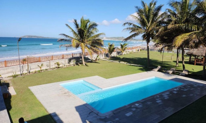 Taolagnaro Hotel | Ankoba Beach Hôtel
