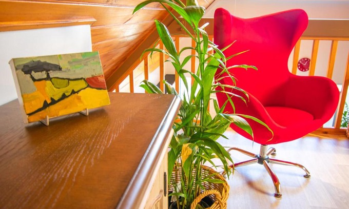 Albany Apartment | Annie's Place - a downtown, mezzanine apartment