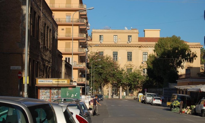 Corso dei Mille - Sant'Erasmo Hotel | Antadia B&B