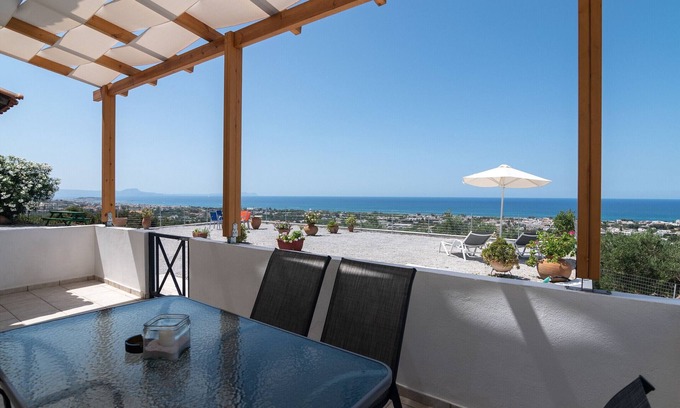 Rethymno Apartment | Antonios apartment,Near amenities and Platanes