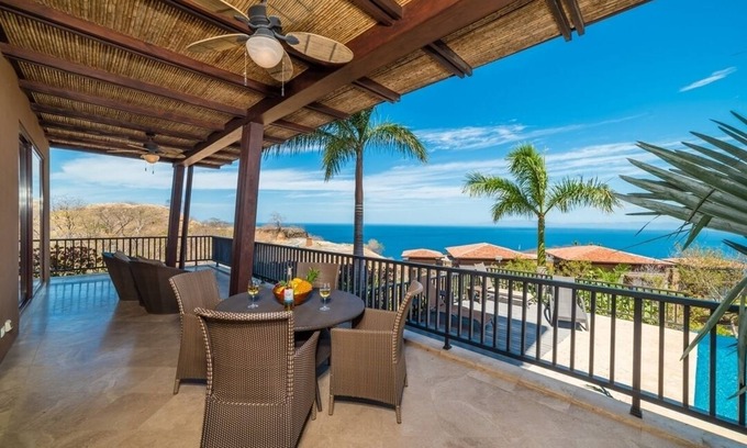 El Ocotal Condo | AP7C Stunning Views Large Balcony in Ocotal Beach