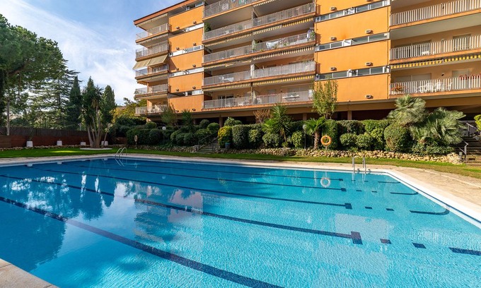 Sant Andreu de Llavaneres Apartment | Apartment for 6 people in Sant Andreu de Llavaneres