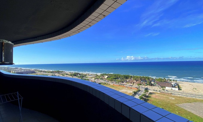 Antonio Diogo Apartment | Apartamento no Decimo Oitavo Andar 1802 com Vista Para o mar