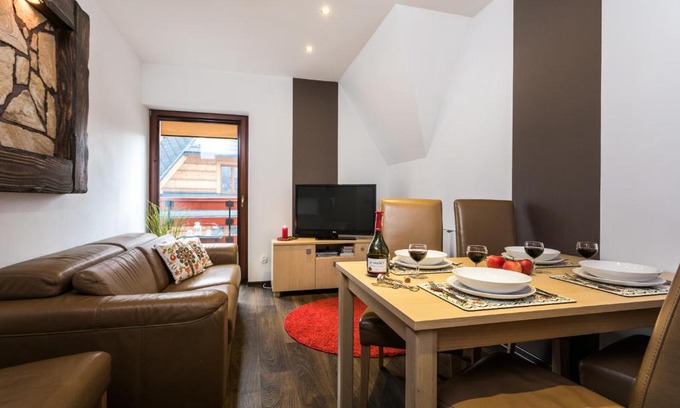 Koscielisko Apartment | Apartament w malowniczej Dolinie Kościeliskiej by Rent like home
