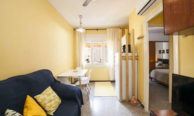 El Camp de l'Arpa del Clot Apartment | Apartament with terrace in Barcelona
