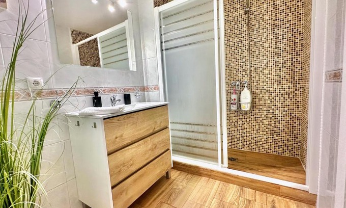 San Basilio Apartment | Apartamento Alcázar San Basilio