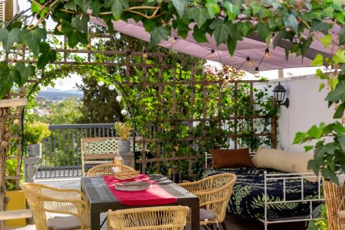 Barrio de la Vega Apartment | Apartamento amplio con gran terraza y vistas