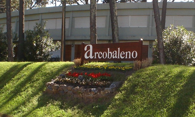 Punta del Este Apartment | APARTAMENTO COMPLEJO ARCOBALENO PUNTA DEL ESTE CON PISCINA Y SERVICIOS