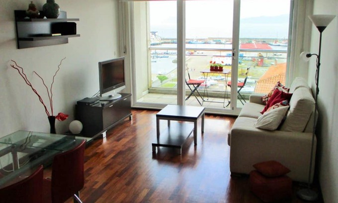 Portosin Apartment | Apartamento con terraza y vistas al mar, Portosín