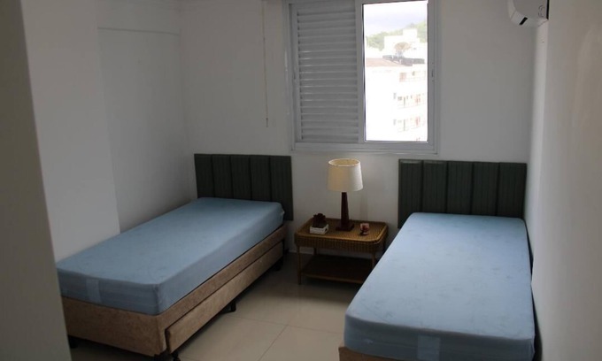 Jardim Tejereba Apartment | Apartamento de frente ao mar na praia de pitangueiras no guaruja