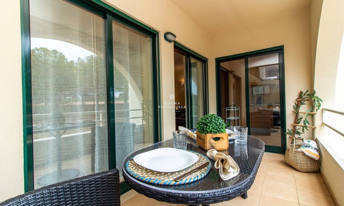 Salgados Apartment | Apartamento do Pinhal by D'Alma Portuguesa