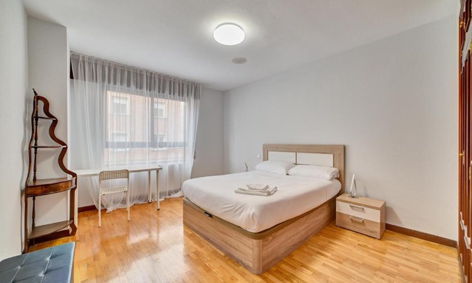 Logrono City Centre Apartment | Apartamento el Parque by Clabao