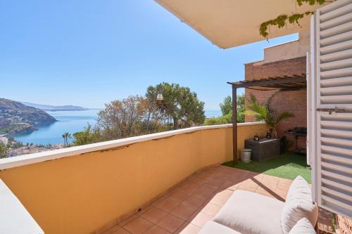 Velilla-Taramay Apartment | Apartamento Fuentes de Almuñecar