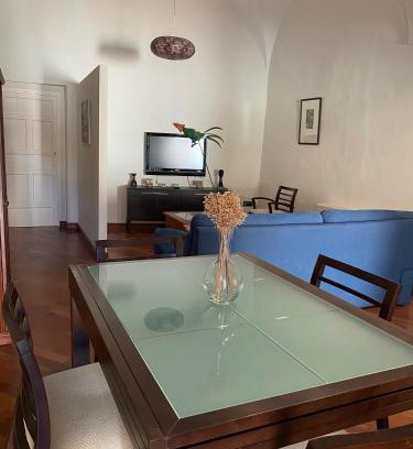 Distrito Centro-Casco-Antiguo Apartment | Apartamento La Almena 1 junto a Plaza Mayor,2 habitaciones, parking gratuito