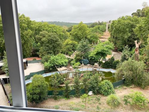 Sao Domingos de Benfica Apartment | Apartamento vista frontal zoo