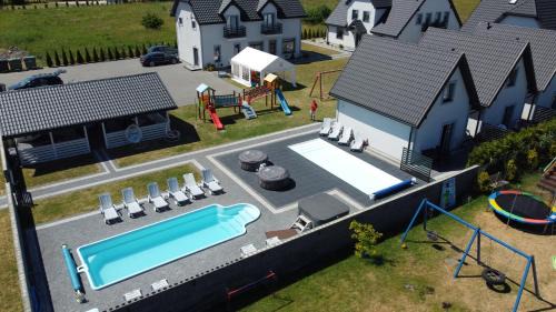 Nowecin Apartment | Apartamenty Maja -Pokoje - Domy wakacyjne -Basen Podgrzewany -Jacuzzi
