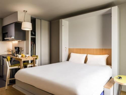 Petit-Colombes Apartment | Aparthotel Adagio access Colombes La Défense