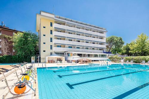 Lignano Sabbiadoro Apartment | Aparthotel Albatros