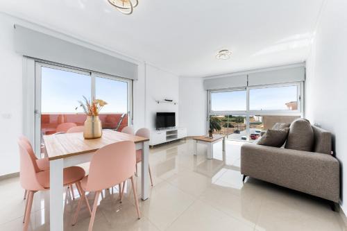 Los Montesinos Apartment | Aparthotel Laguna Rosa