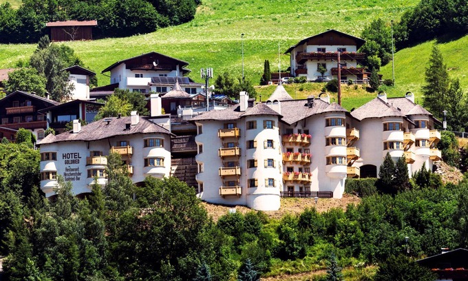 Matrei in Osttirol Apartment | Aparthotel with swimming pool and private sauna