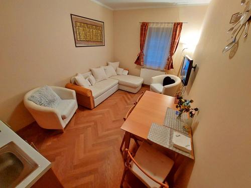 Pec pod Snezkou Apartment | Apartmán u Ski Javor - 1x soukromé parkování